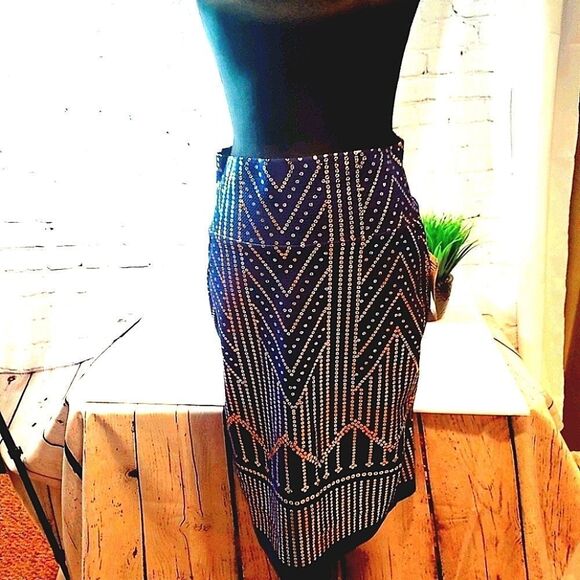 LuLaRoe Dresses & Skirts - LuLaRoe Cassie Pencil Skirt NWT